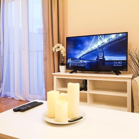 Filinhome Papa Suite 3 Novi Sad Buitenkant foto